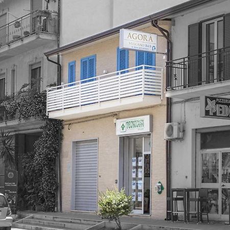 Agora Vulcano Crosia Buitenkant foto