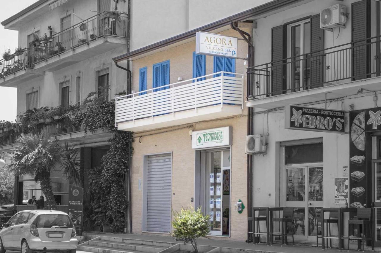 Agora Vulcano Crosia Buitenkant foto